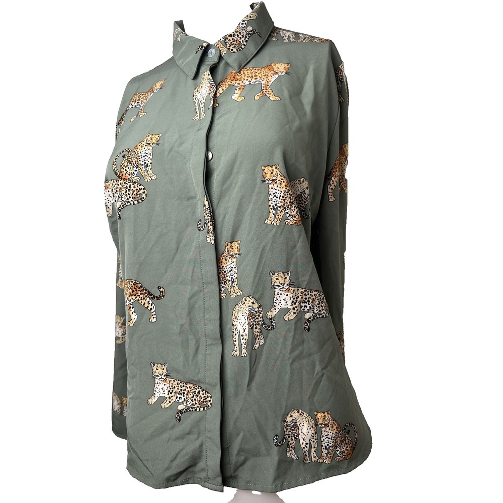 THML Women's Green Long Sleeve Cheetah Print Blouse Medium